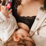 Soutiens-gorge allaitement absorbant : éviter les fuites de lait sans coussinets